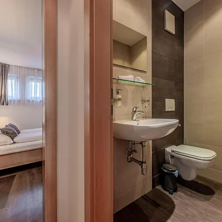 Apartment Directly On The Slope