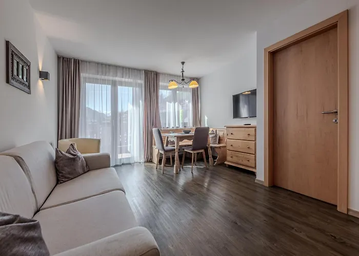 아파트 Directly On The Slope *